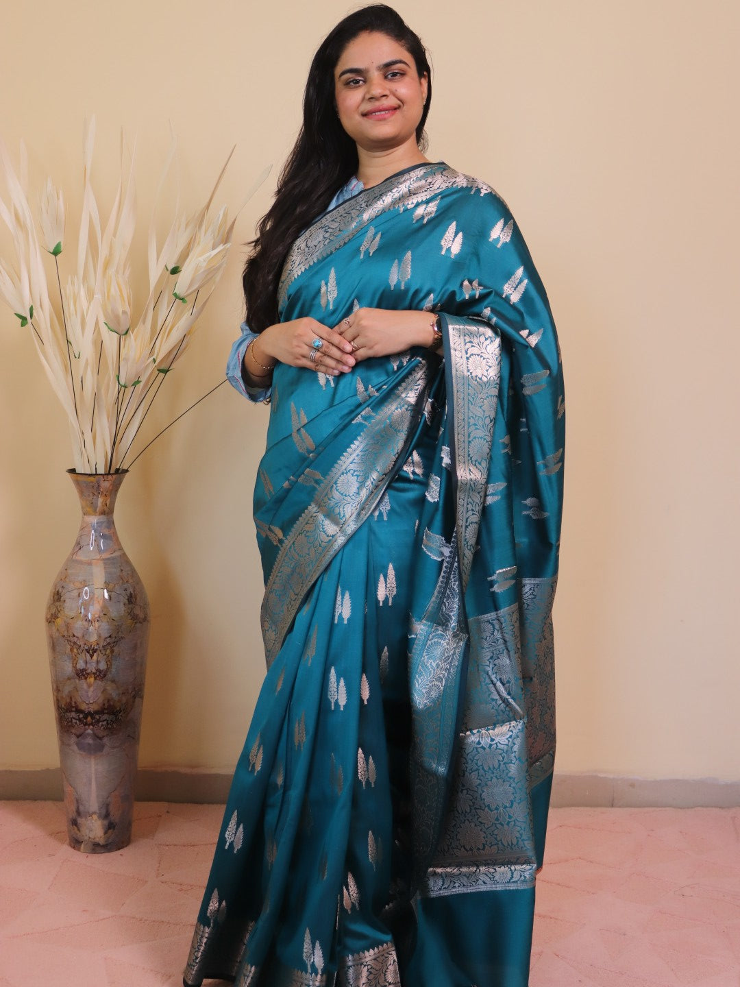 Banarasi Silk Double Buti Weaving - Black