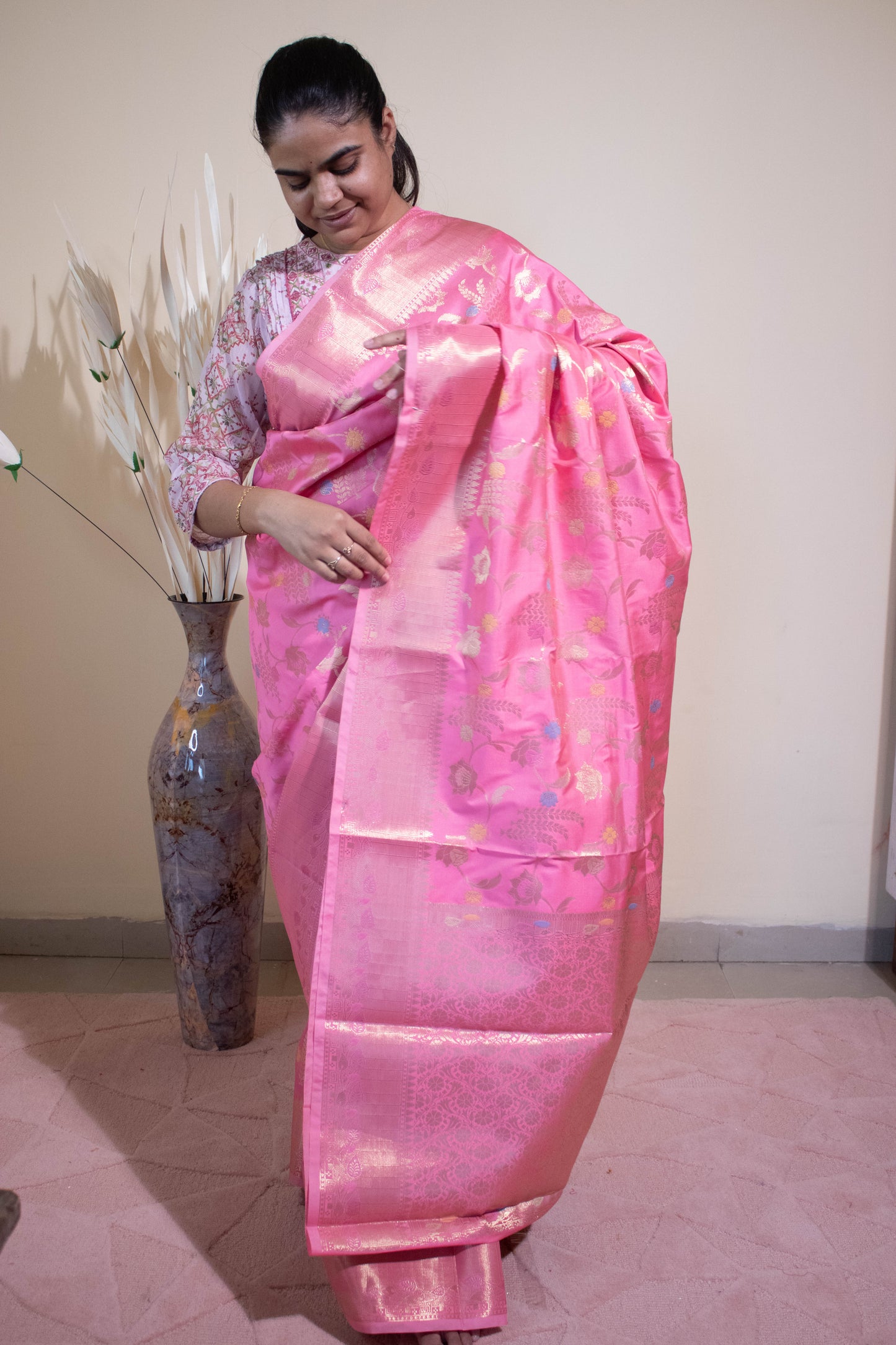 Banarasi Silk Jaal Buti Weaving With Meenakari - Pink