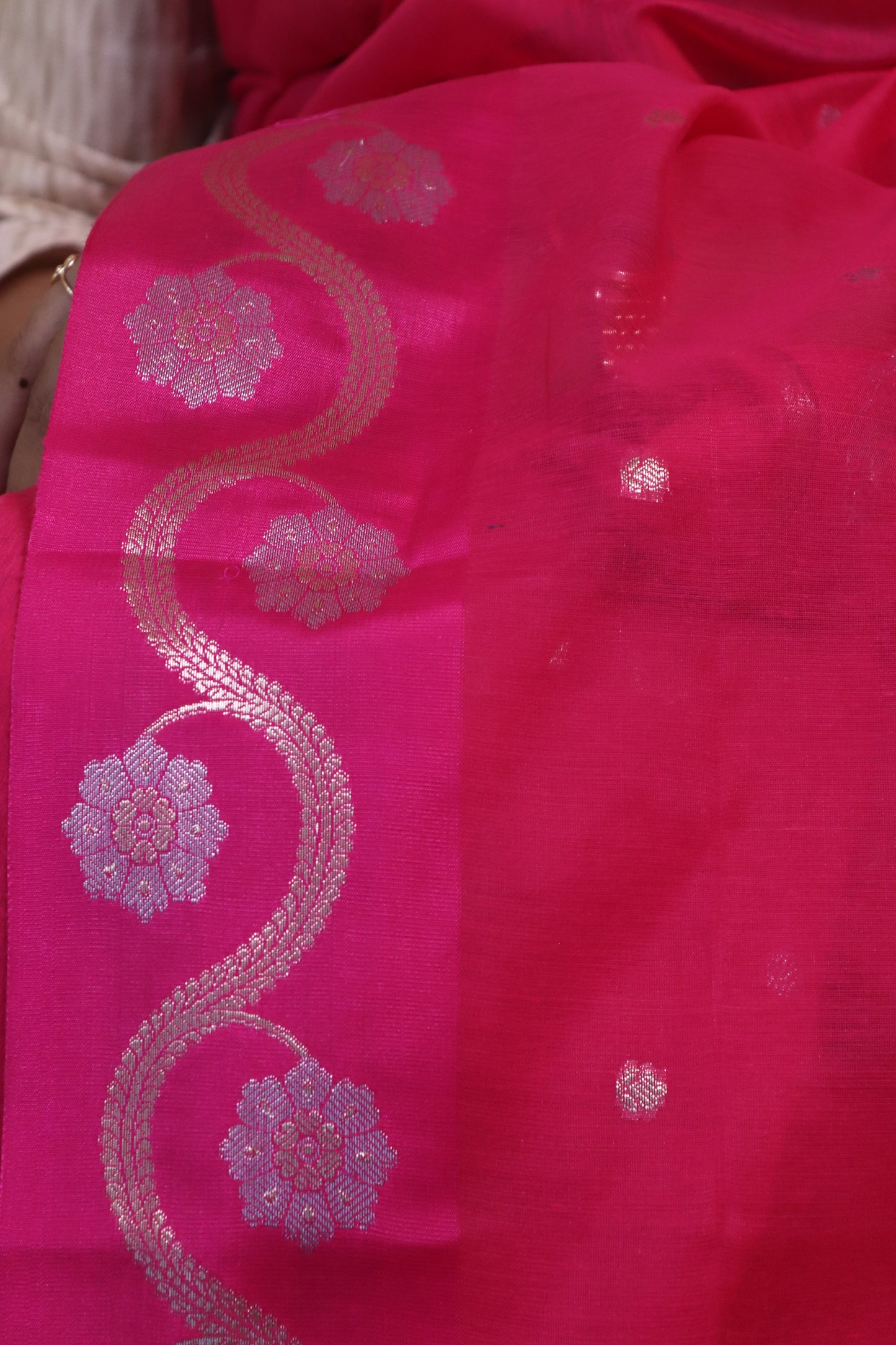 Banarasi Cotton Saree Weaved In Sona Rupa Weaving - Pink