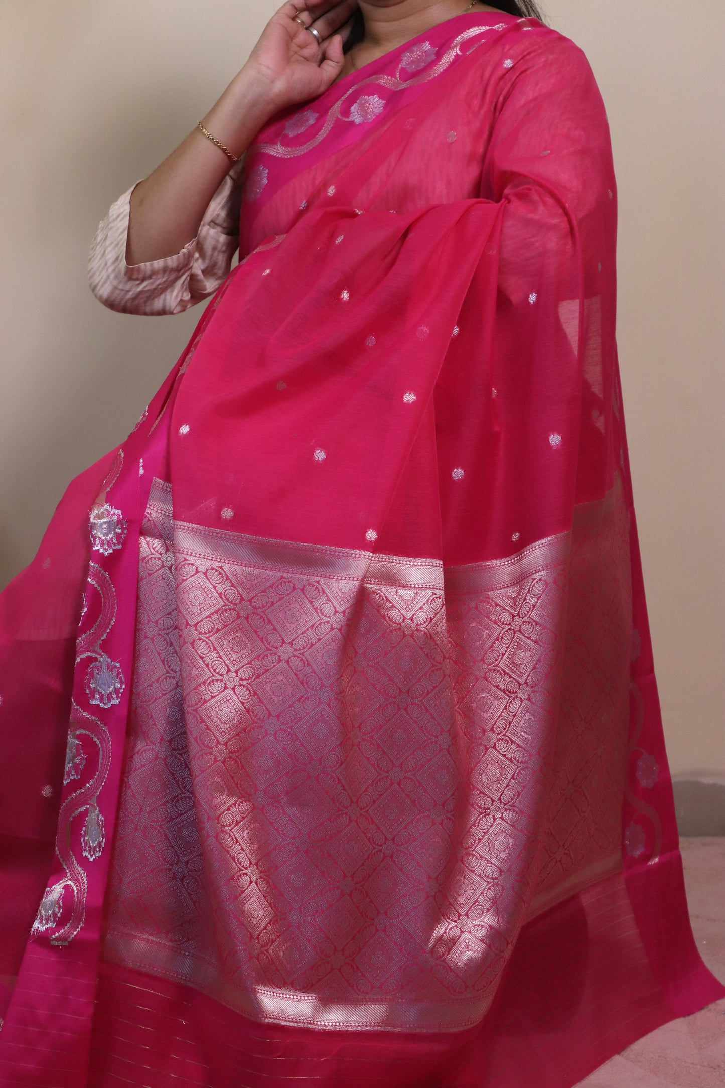 Banarasi Cotton Saree Weaved In Sona Rupa Weaving - Pink
