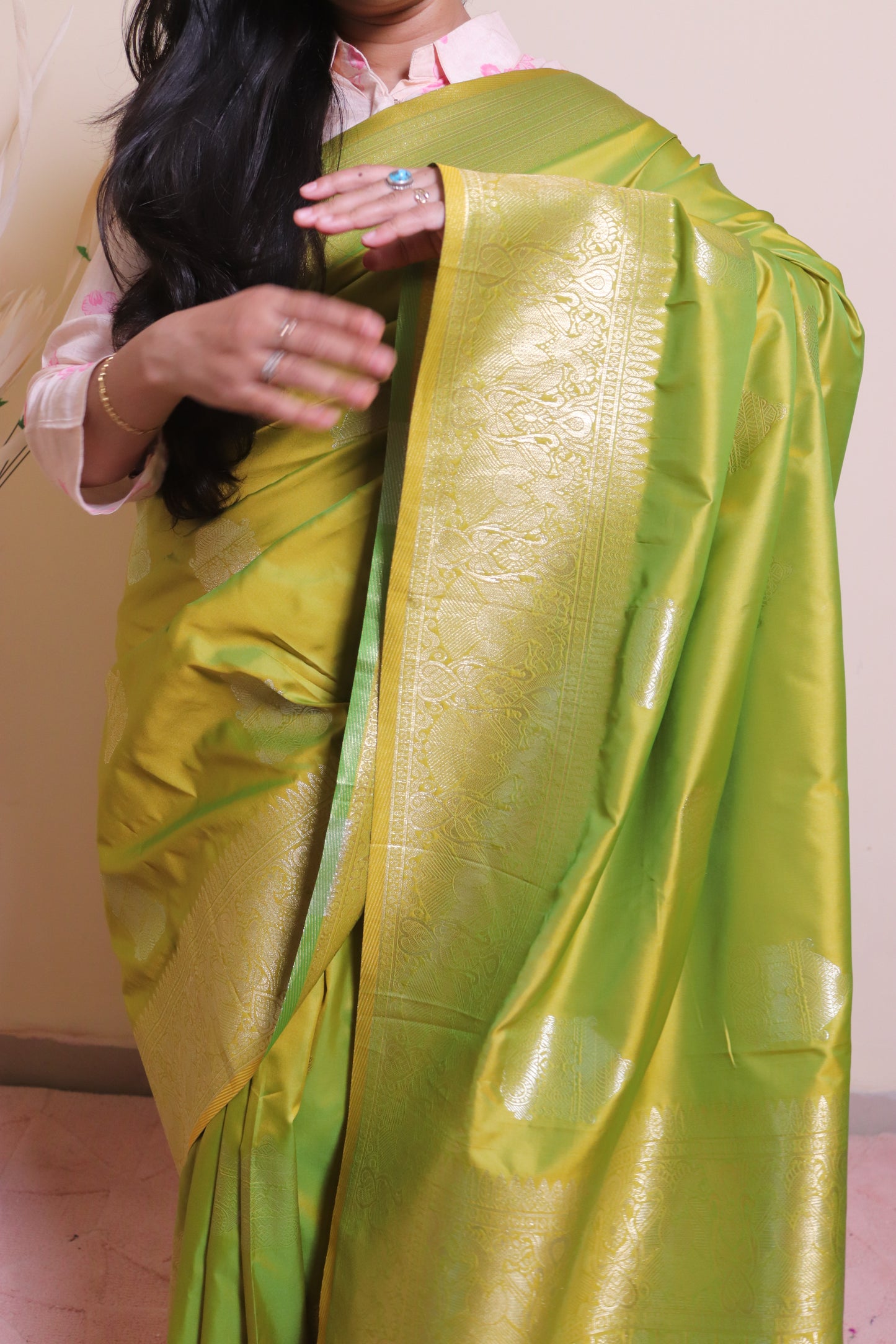 Soft Silk Weaved In Silver And Gold Zari - Green