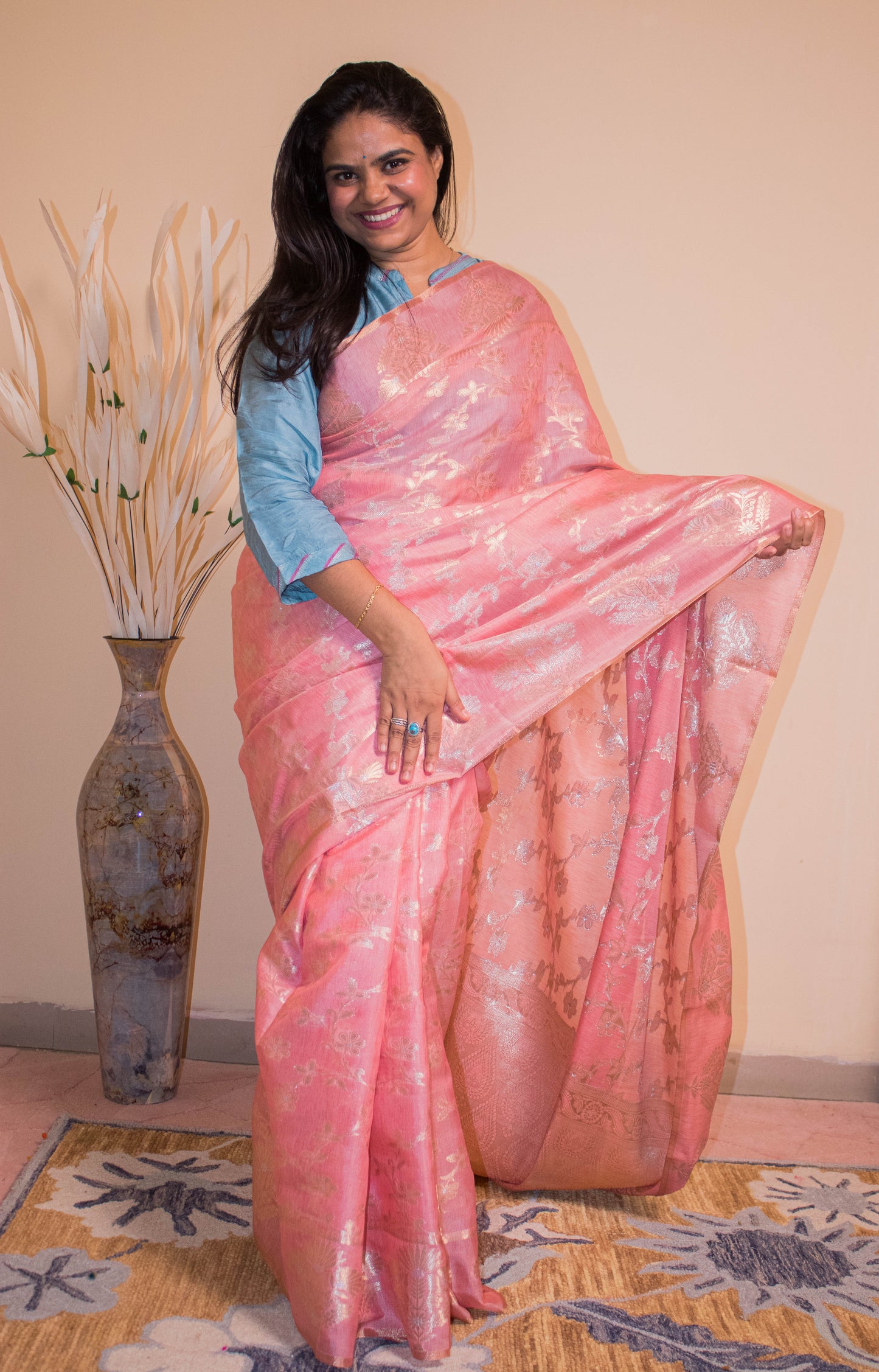 Cotton Silk Motif At Border Jaal Weaving All Over - Peach