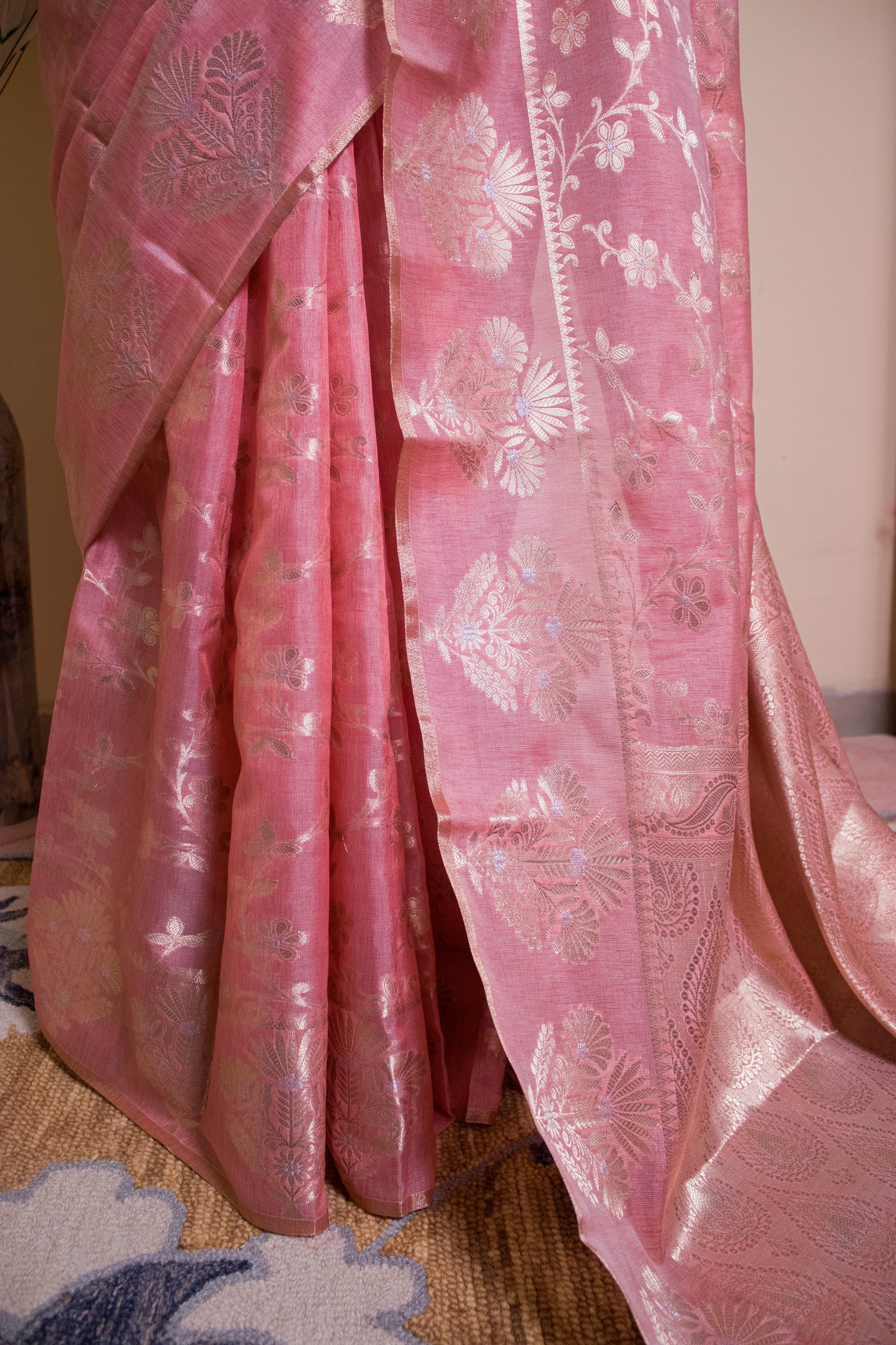 Cotton Silk Motif At Border Jaal Weaving All Over - Peach