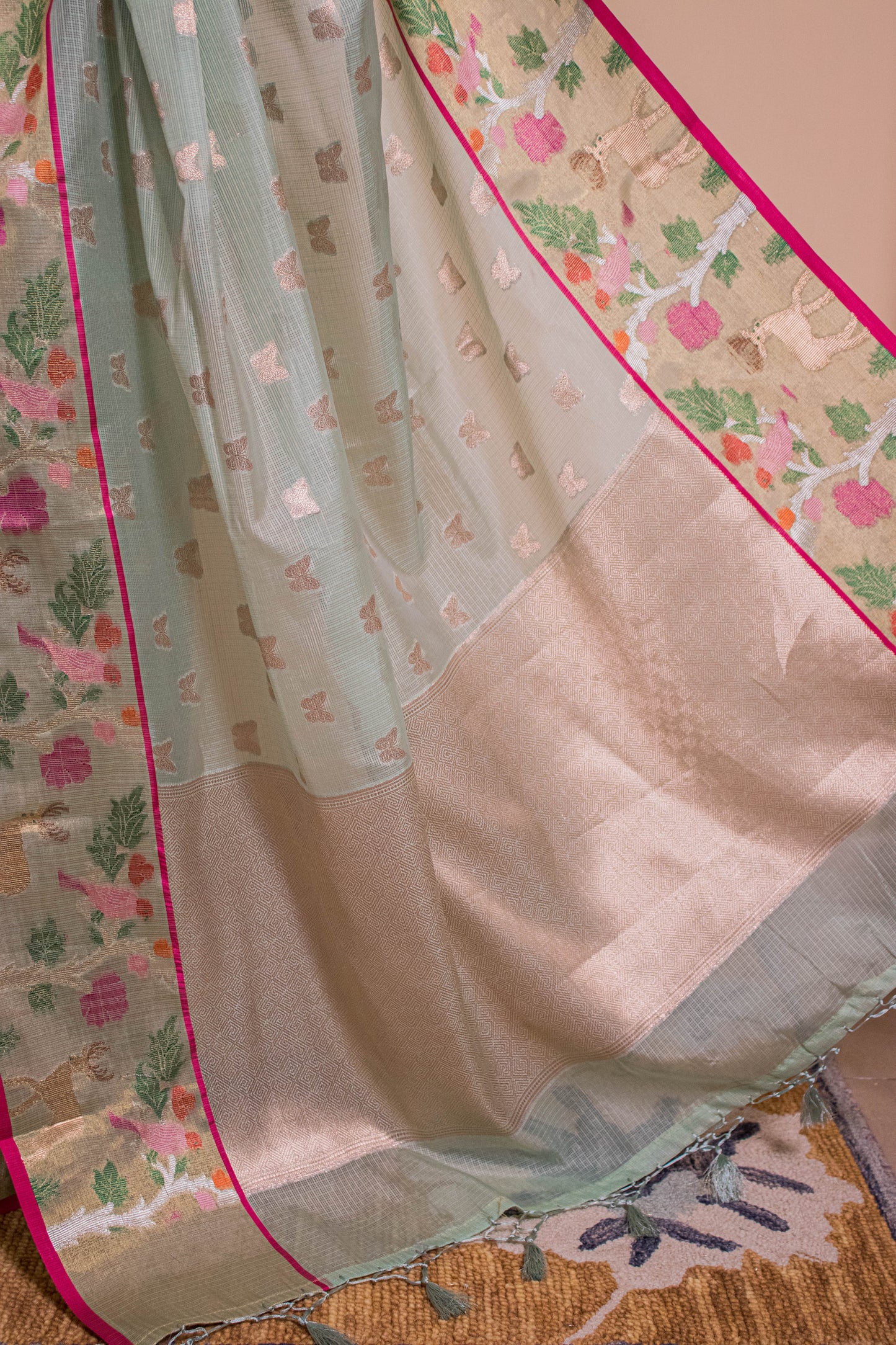 Deer And Bird Motif Paithani Weaved Border Butterfly Buti - Green