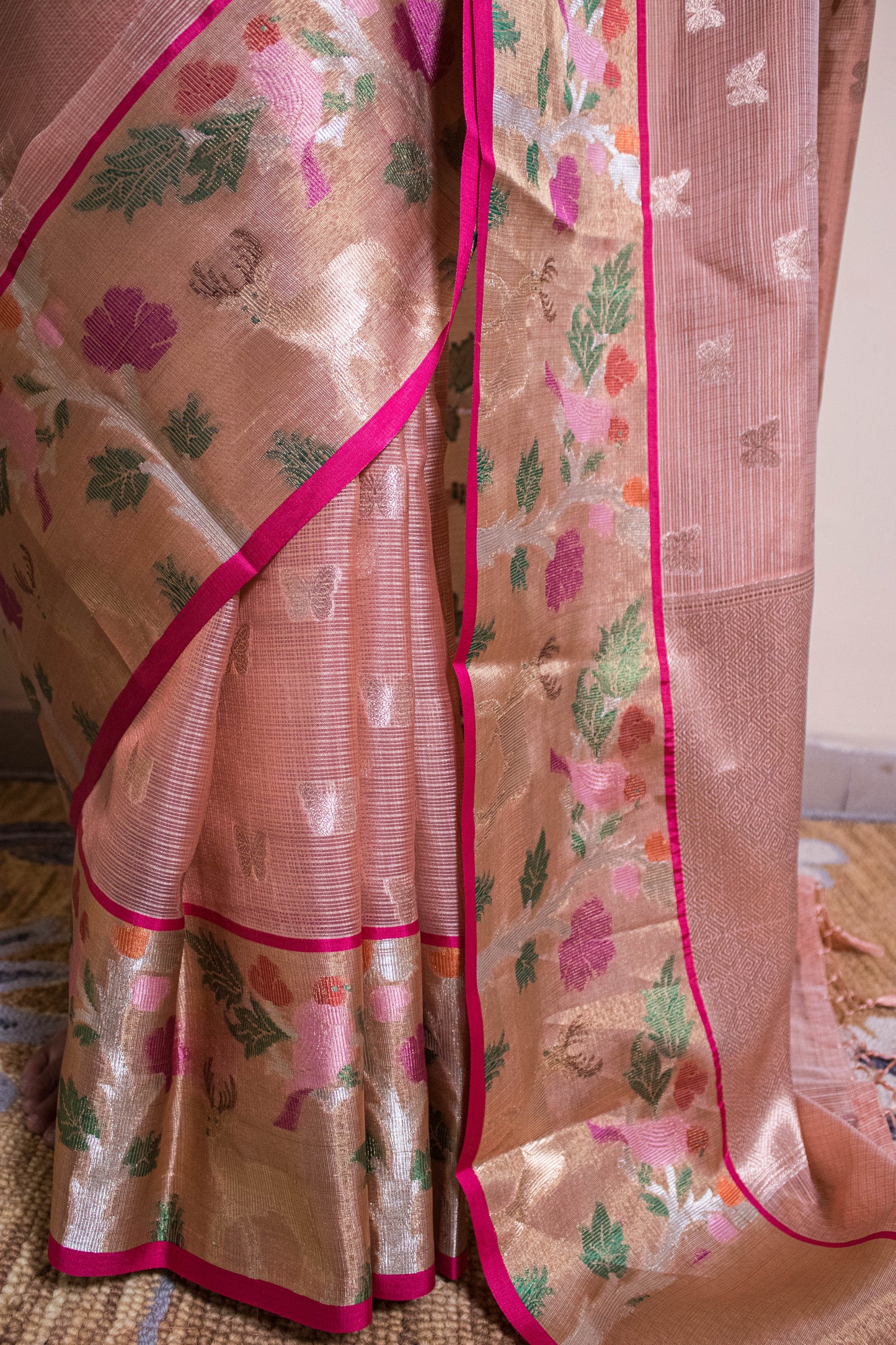 Deer And Bird Motif Paithani Weaved Border Butterfly Buti - Peach