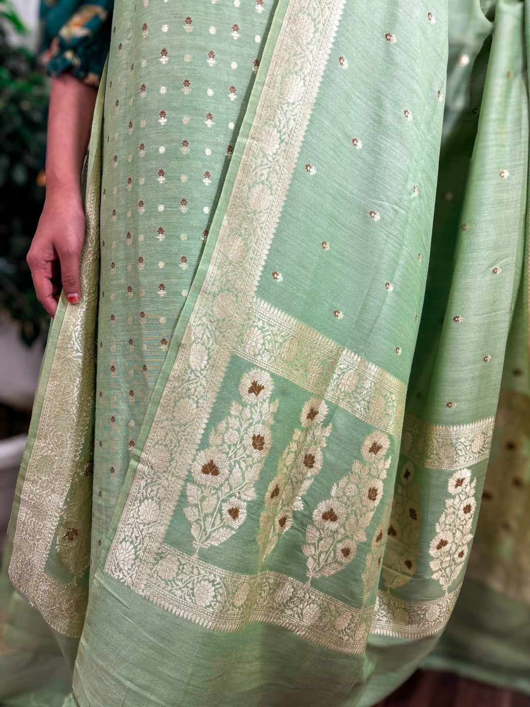 Handloom Banarasi Pure Kataan Silk Unstitched Suit