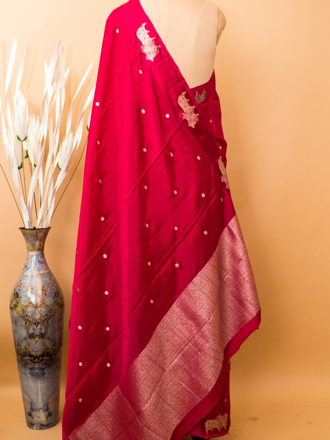 Soft Chinon Saree With Nandi Motif Border - Pink