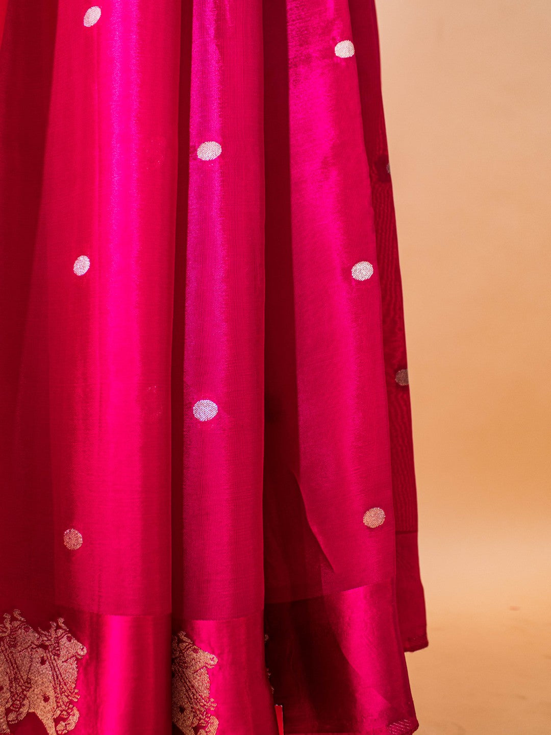 Soft Chinon Saree With Nandi Motif Border - Pink