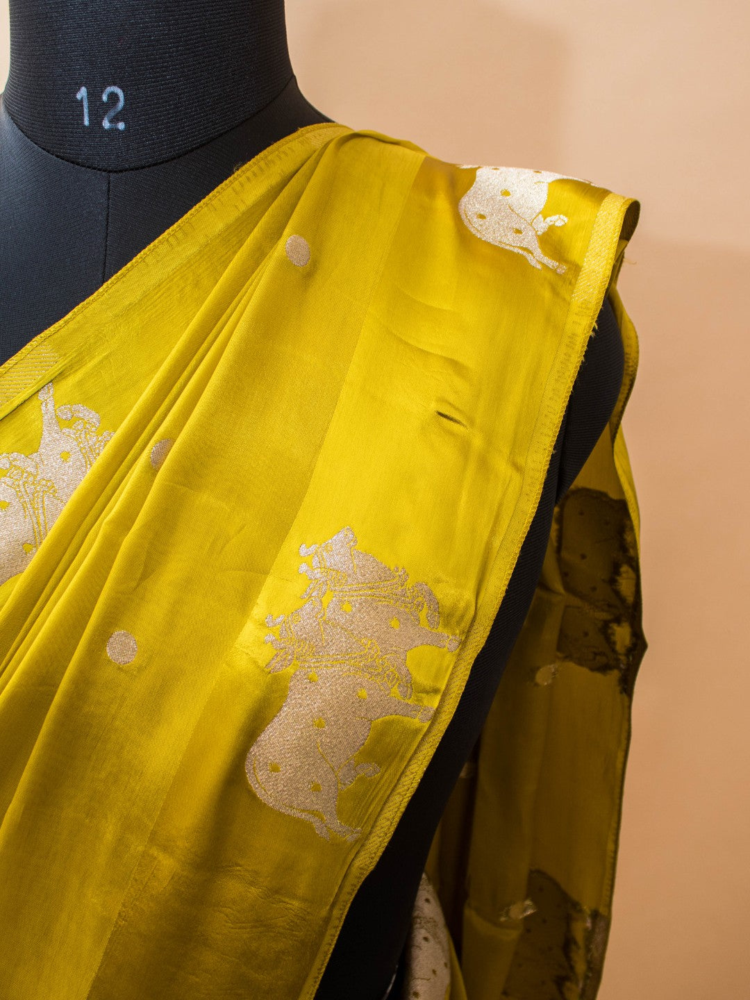 Soft Chinon Saree With Nandi Motif Border - Red