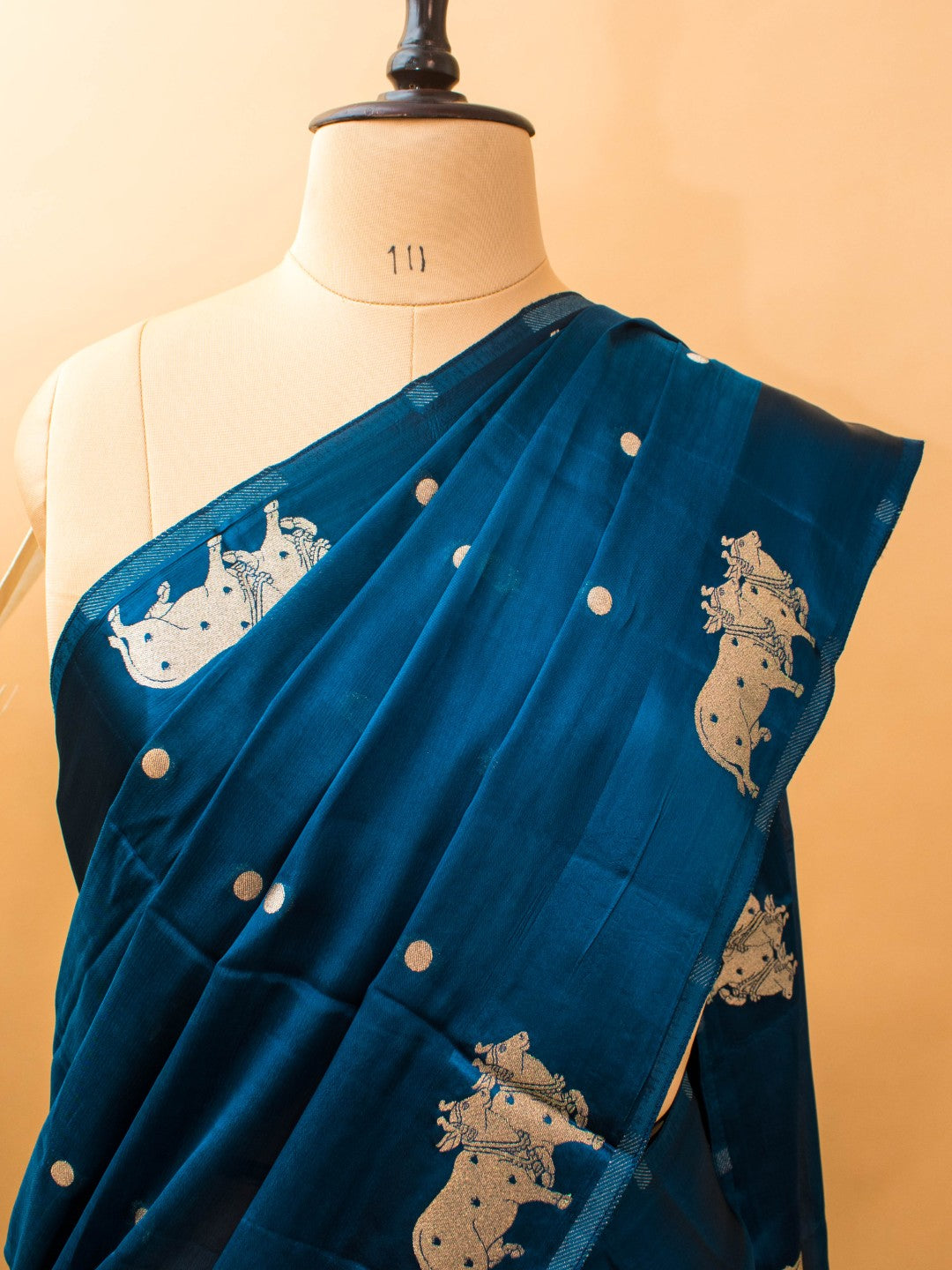 Soft Chinon Saree With Nandi Motif Border -pink