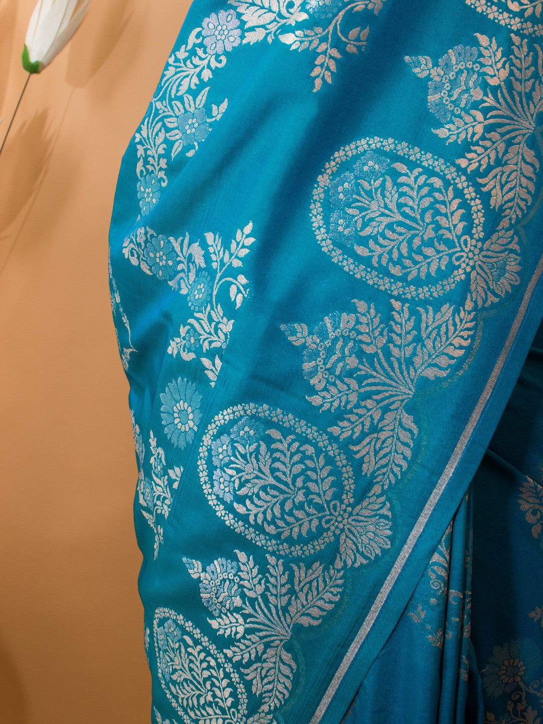 Katan Silk Banarasi Gold & Silver Weaving Jaal Design