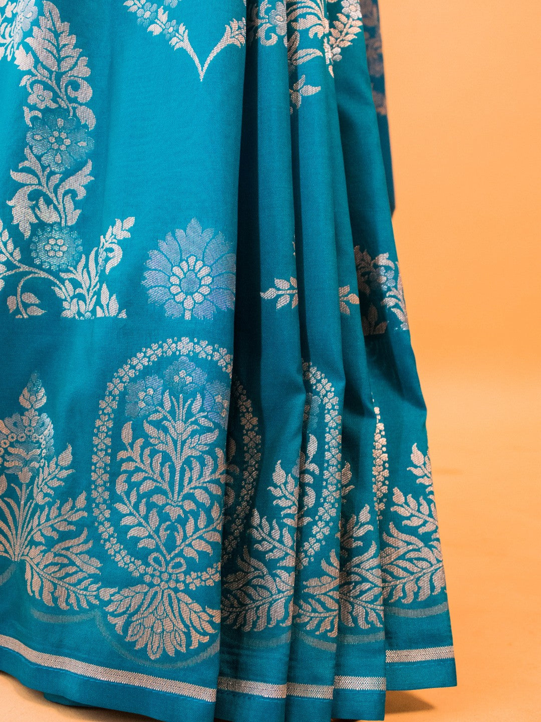 Katan Silk Banarasi Gold & Silver Weaving Jaal Design