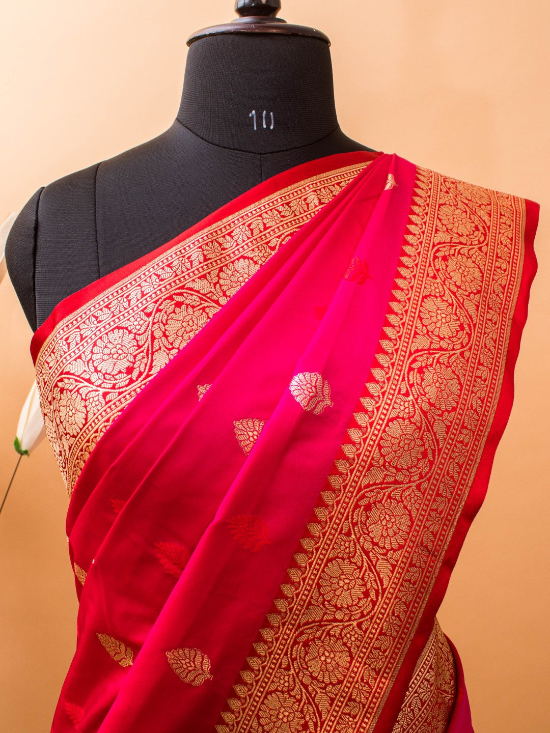 Traditional Banarasi Contrast Border Butti In Katan Silk
