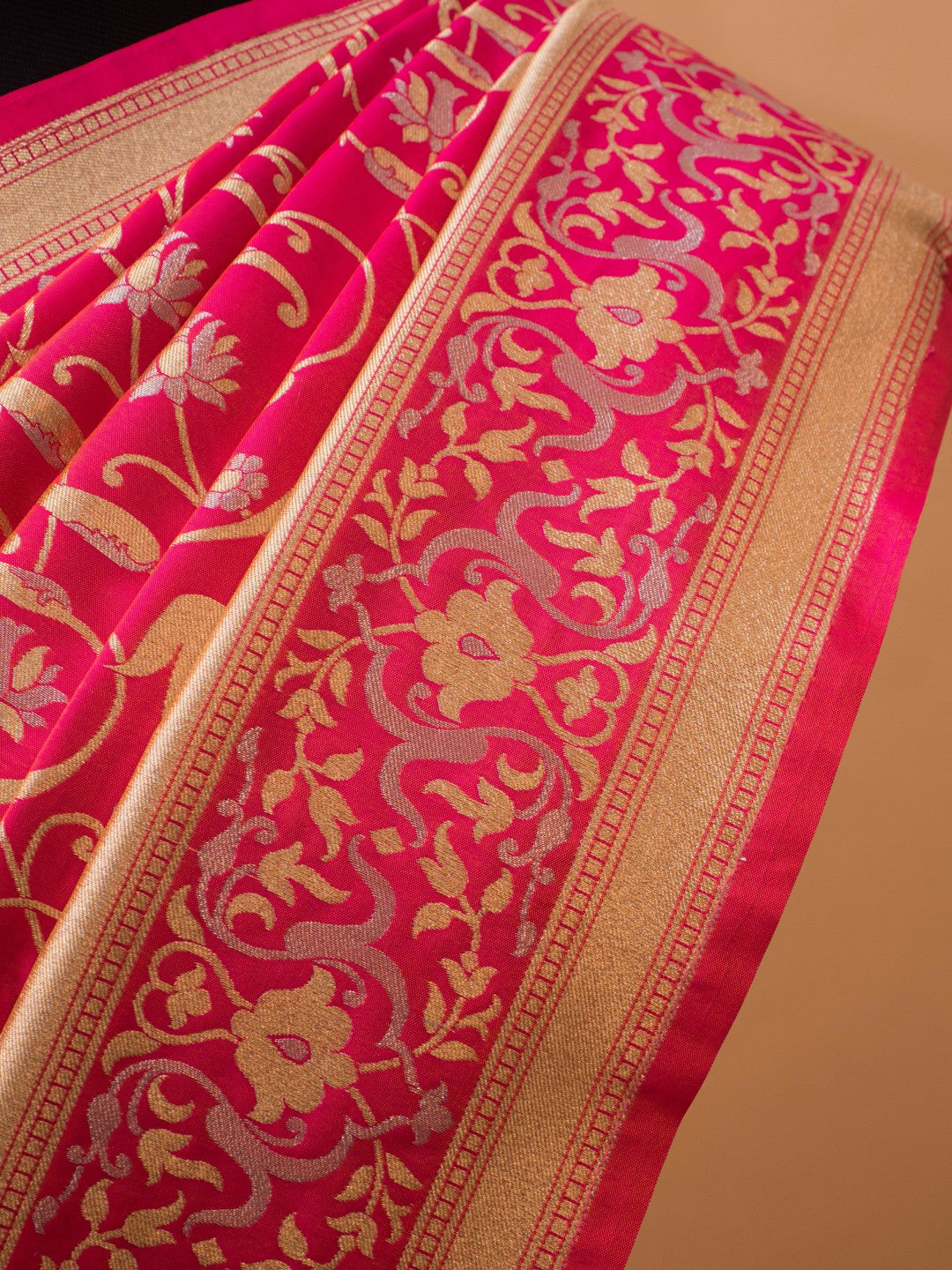 Kataan Silk In Gold N Silver Jaal In Banarasi Weaving