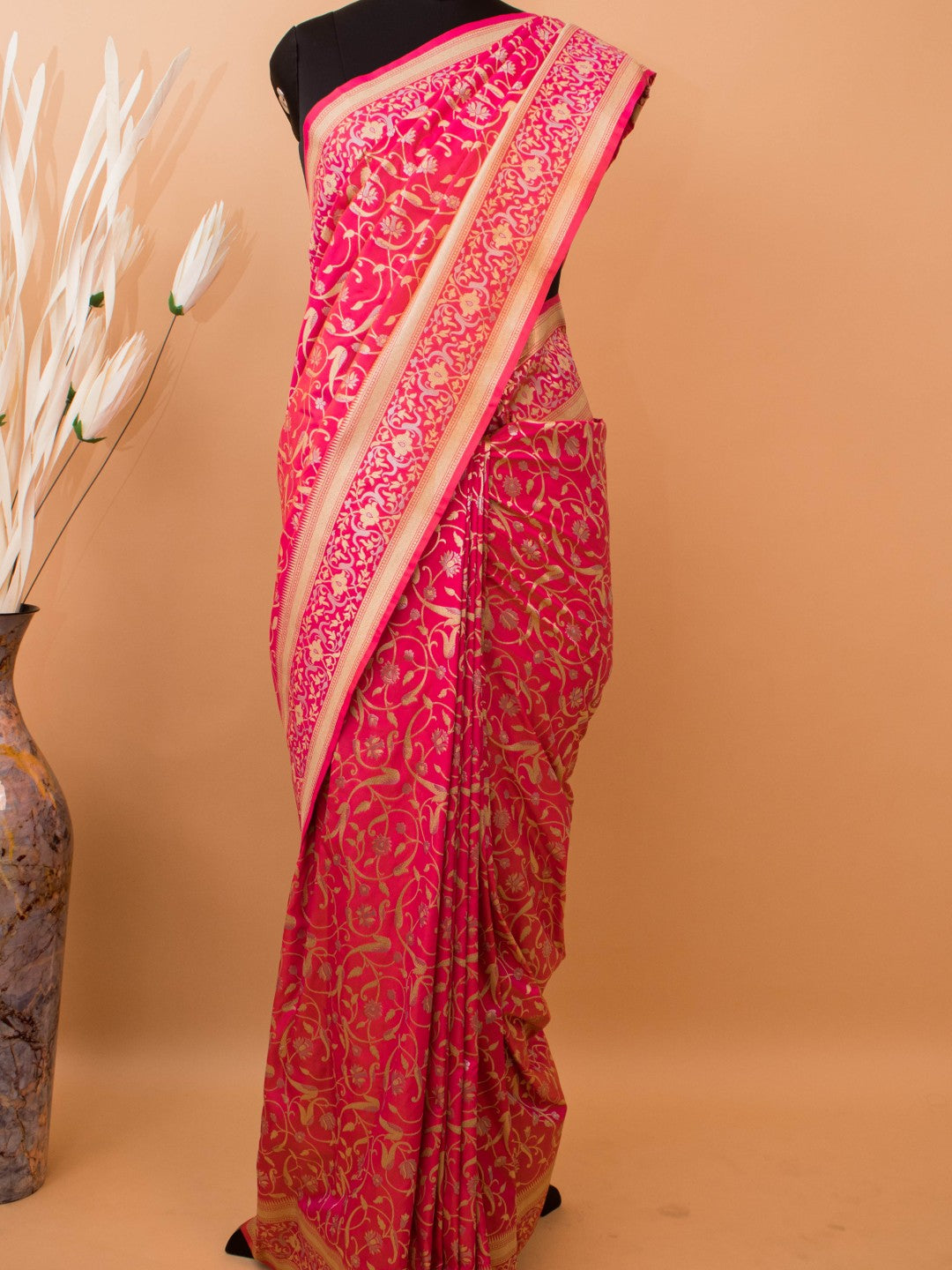 Kataan Silk In Gold N Silver Jaal In Banarasi Weaving