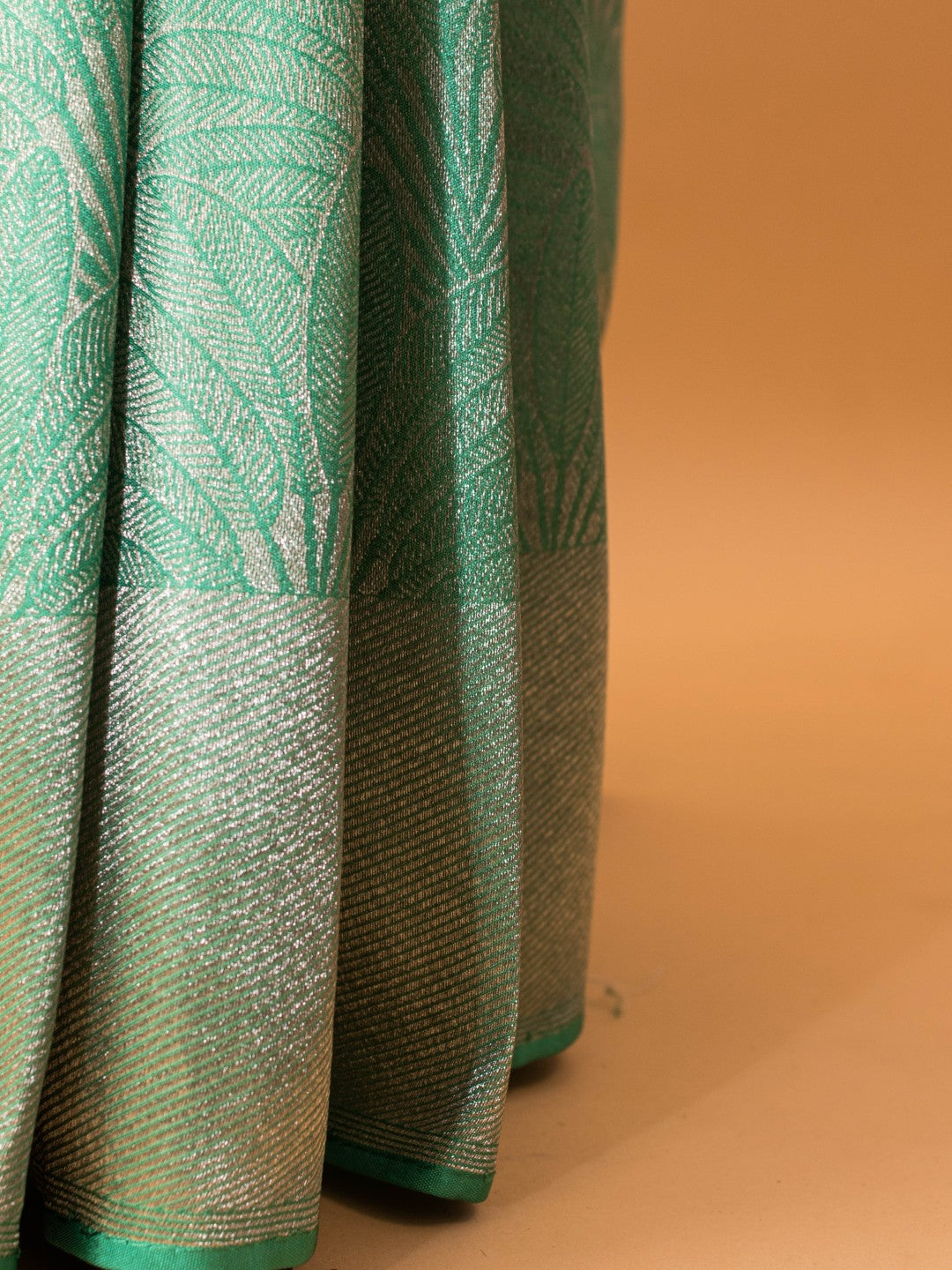 Tanchui Weaving In Silk Fabric