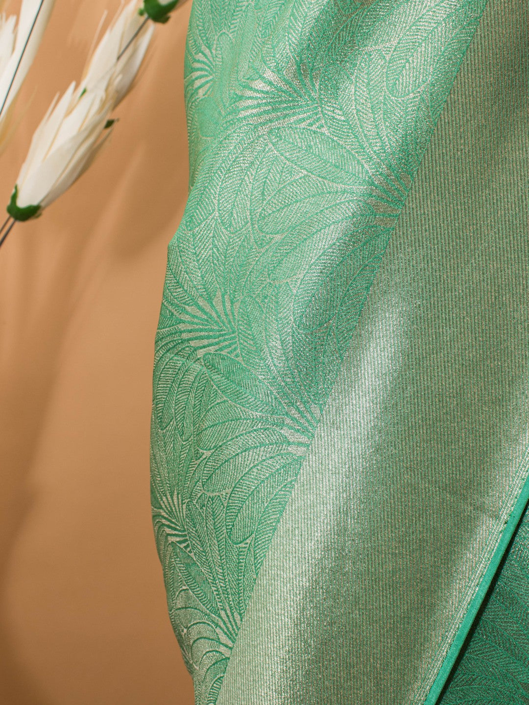 Tanchui Weaving In Silk Fabric