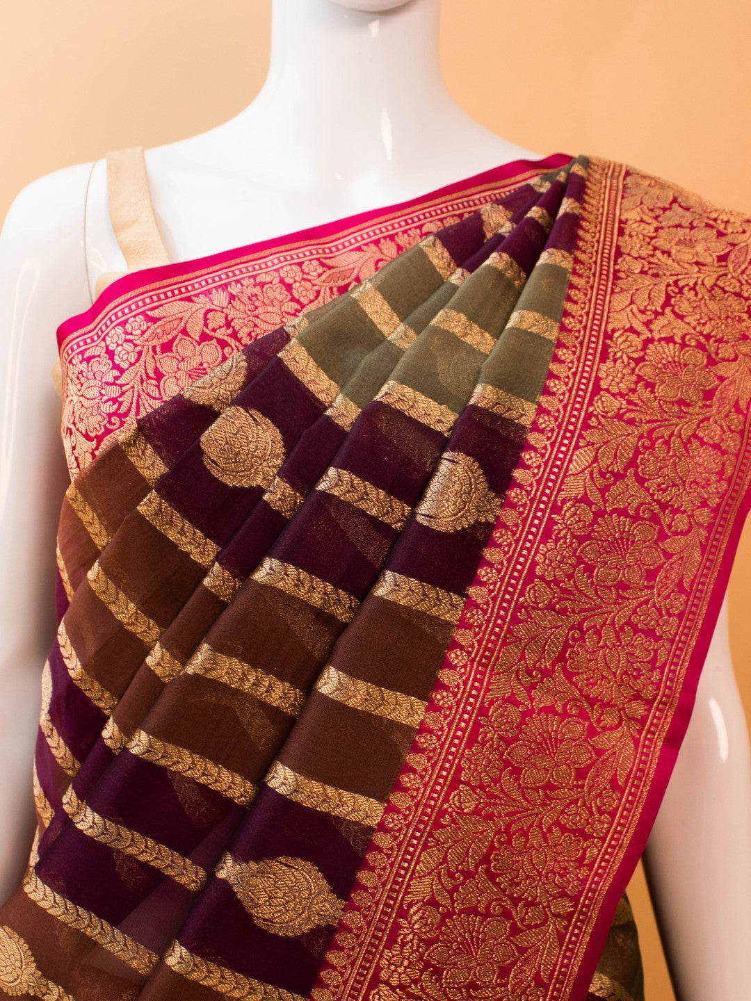 Rangaat Weaved In Kora Silk Saree