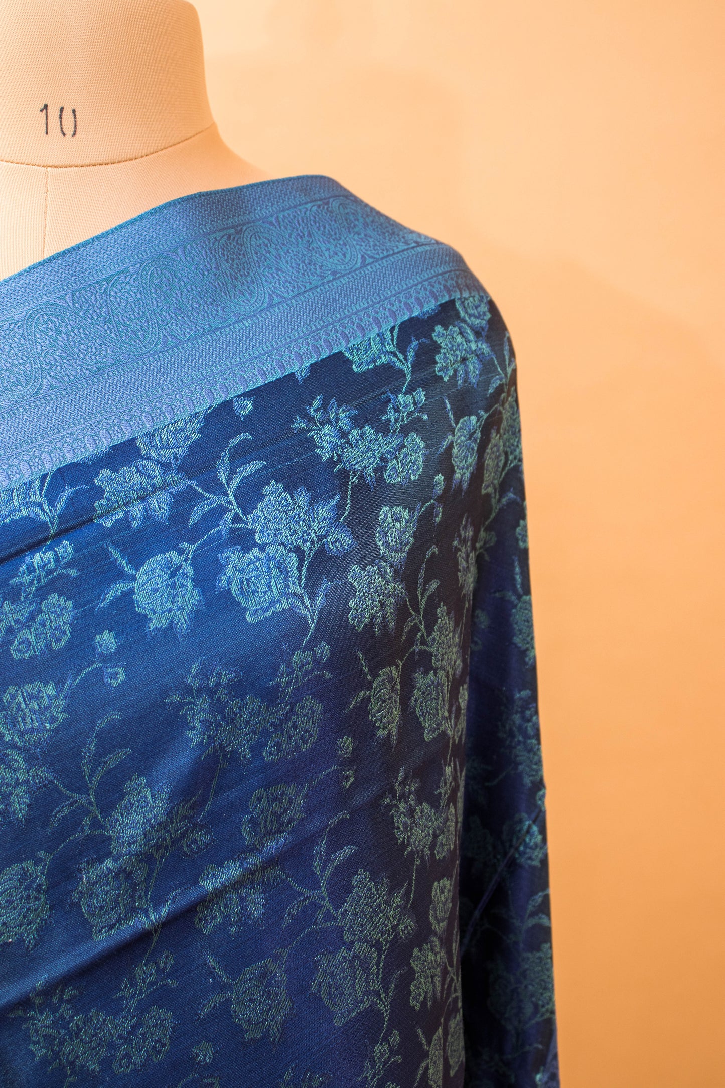 Handloom Resham Tanchui In Pure Silk Blue