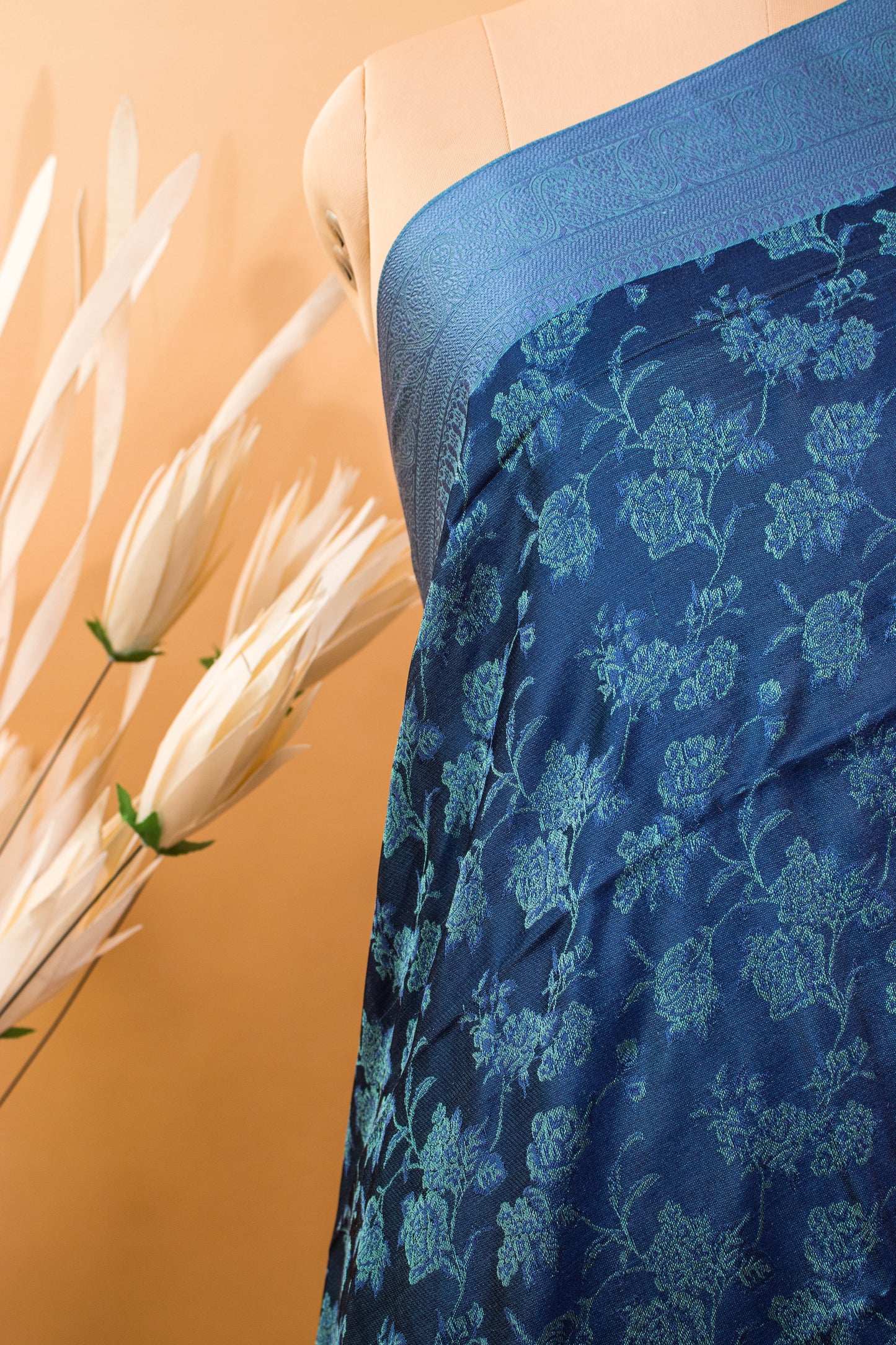 Handloom Resham Tanchui In Pure Silk Blue