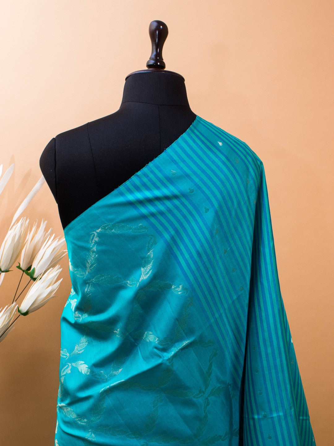 Contemporary Style Designer Sarees In Pure Silk