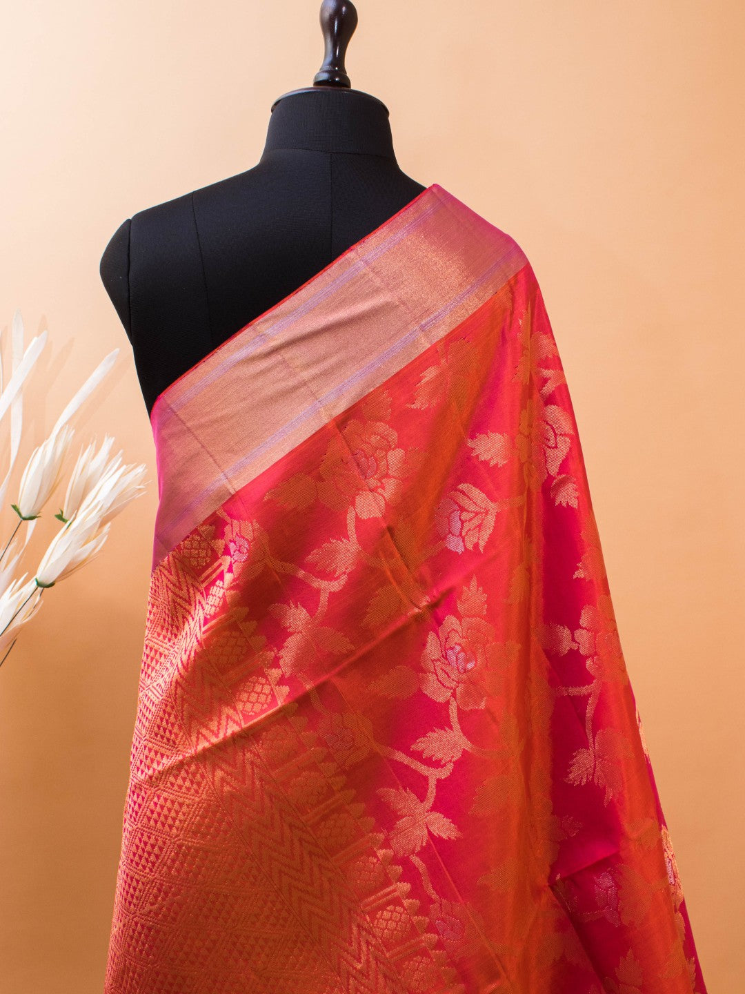Contemporary Style Gold N Silver Jaal In Pure Silk