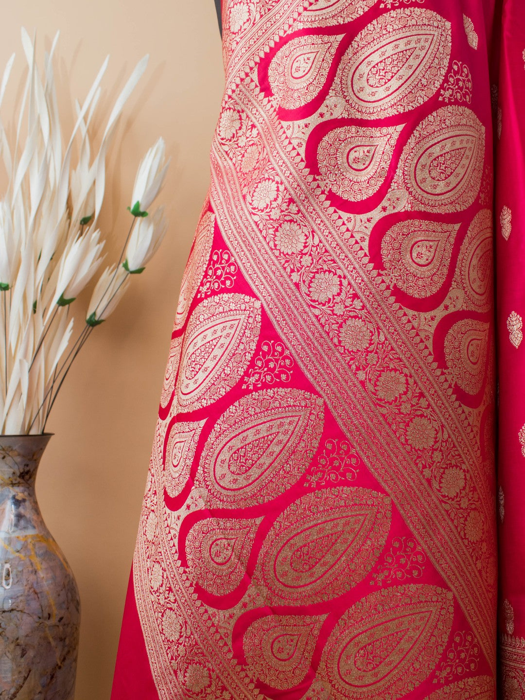 Classic Banarasi Buti Border In Mashru Silk