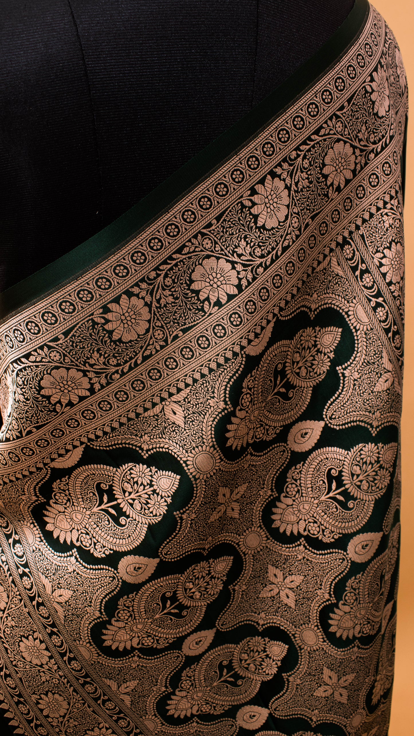 Banarasi Mashru Silk Small Butti All Over - Green