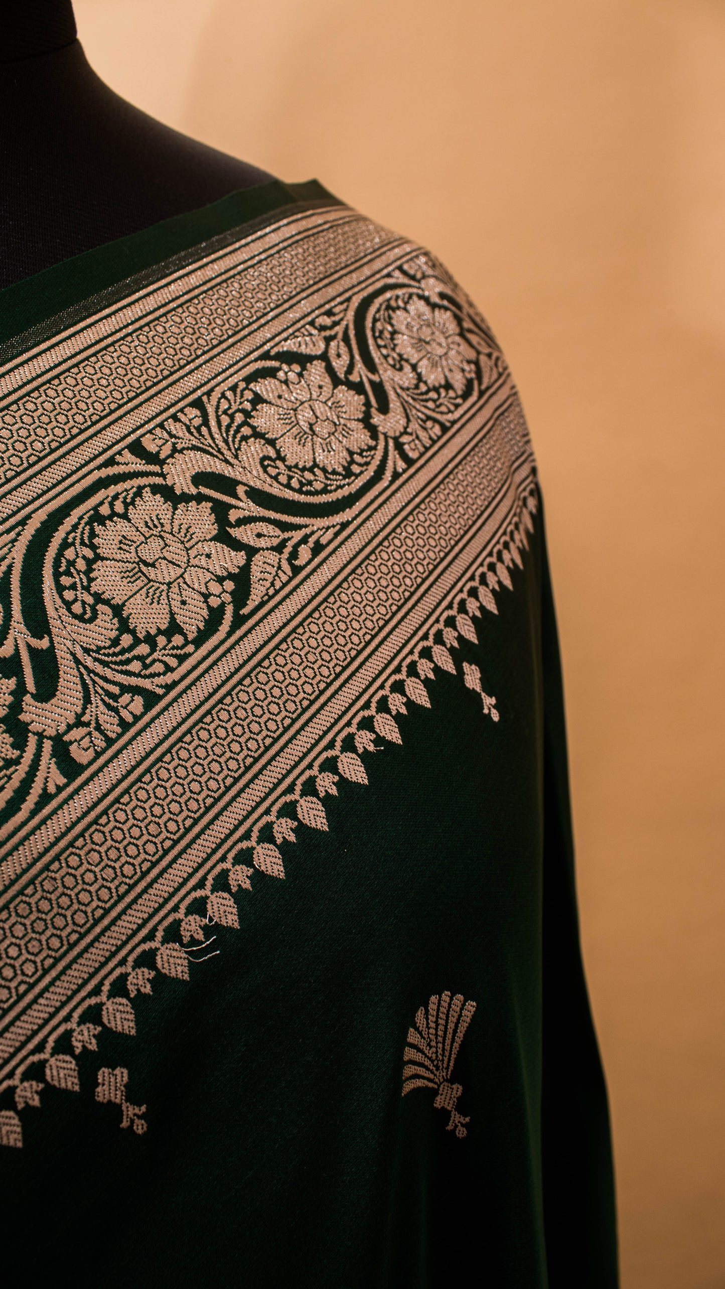 Banarasi Mashru Silk Fountain Butti All Over - Green