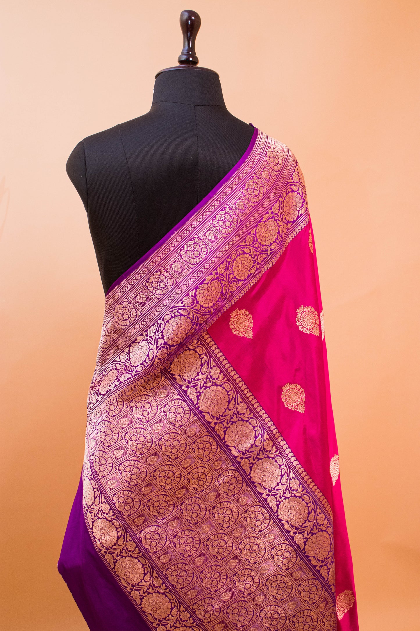 Handloom Banarsi Contrast Broad Border In Pure Kataan Silk Pink