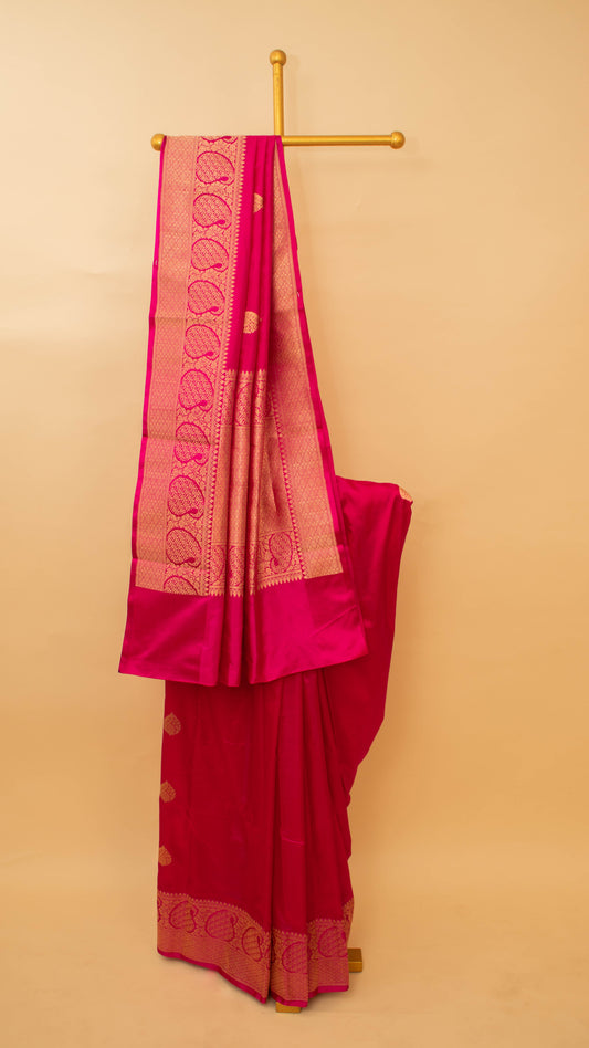 Handloom Banarasi Motif Border And Butti Weaving - Pink