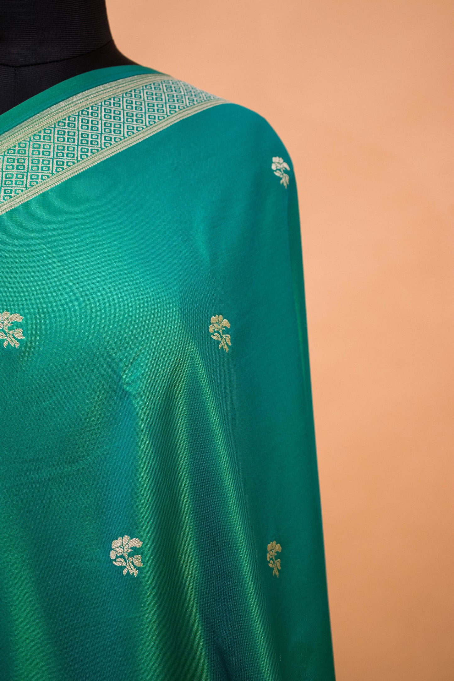 Contemporary Ghaat Border Weaving In Banarsi Silk - Green