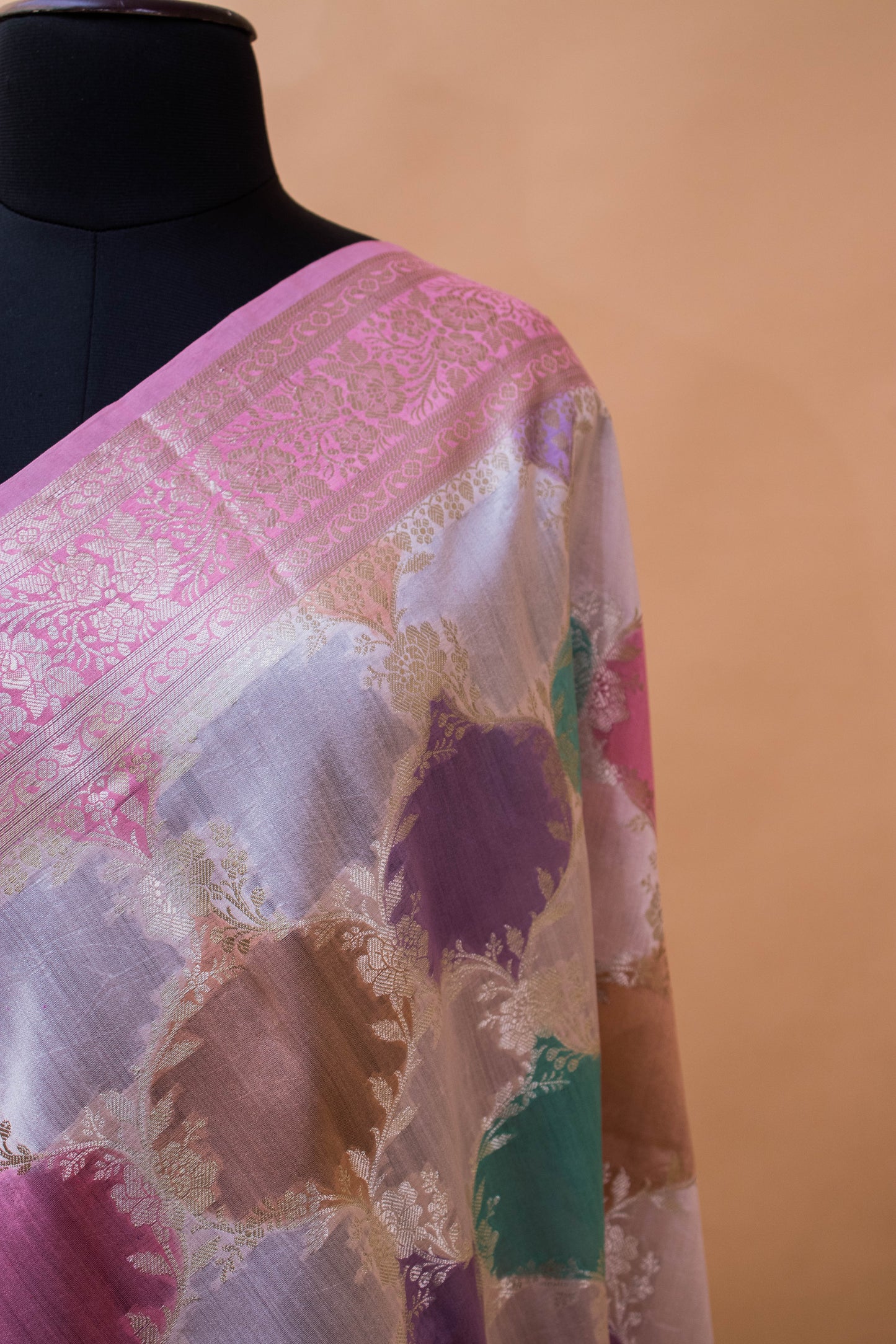 Handloom Banarasi Rangkaat Hand Brush Style - Multi Color