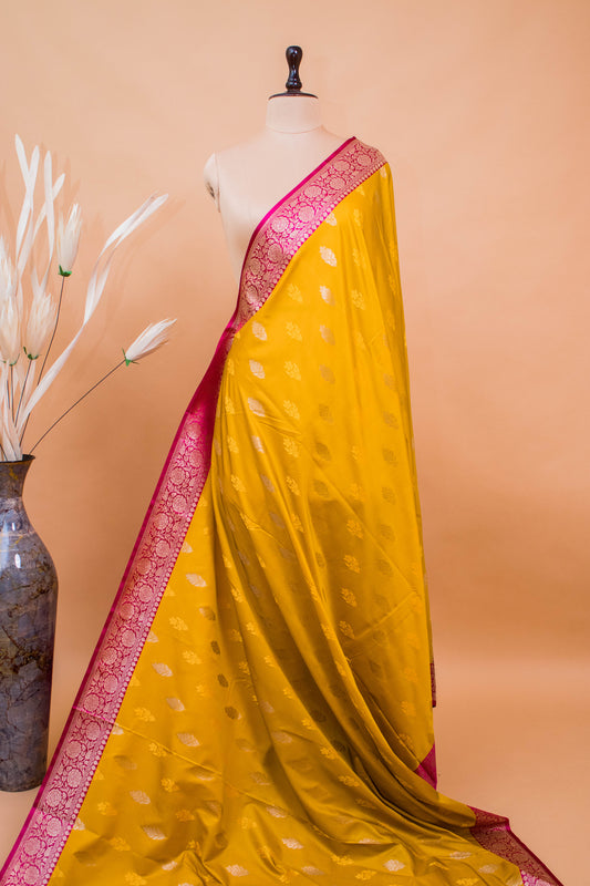 Traditional Banarsi Contrast Border Butti Design With Resham And Silver Zari - Yellow