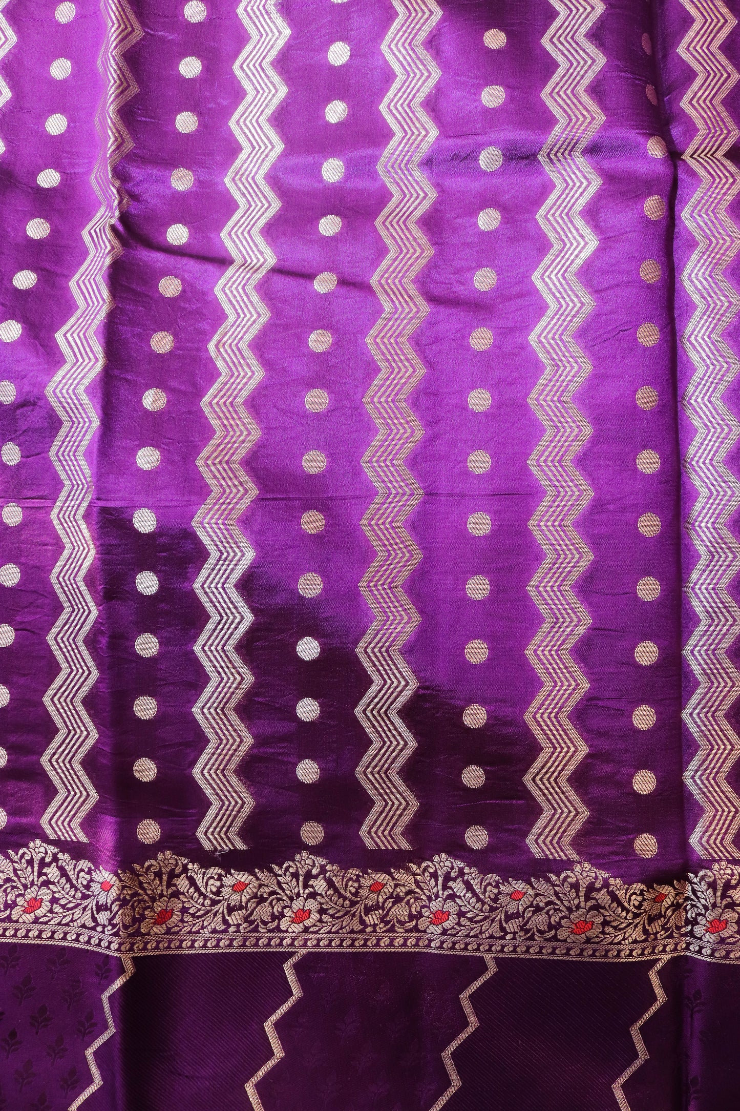 Contemporary Weaving Beautifull Double Border Hand Motif In Pure Silk Purple