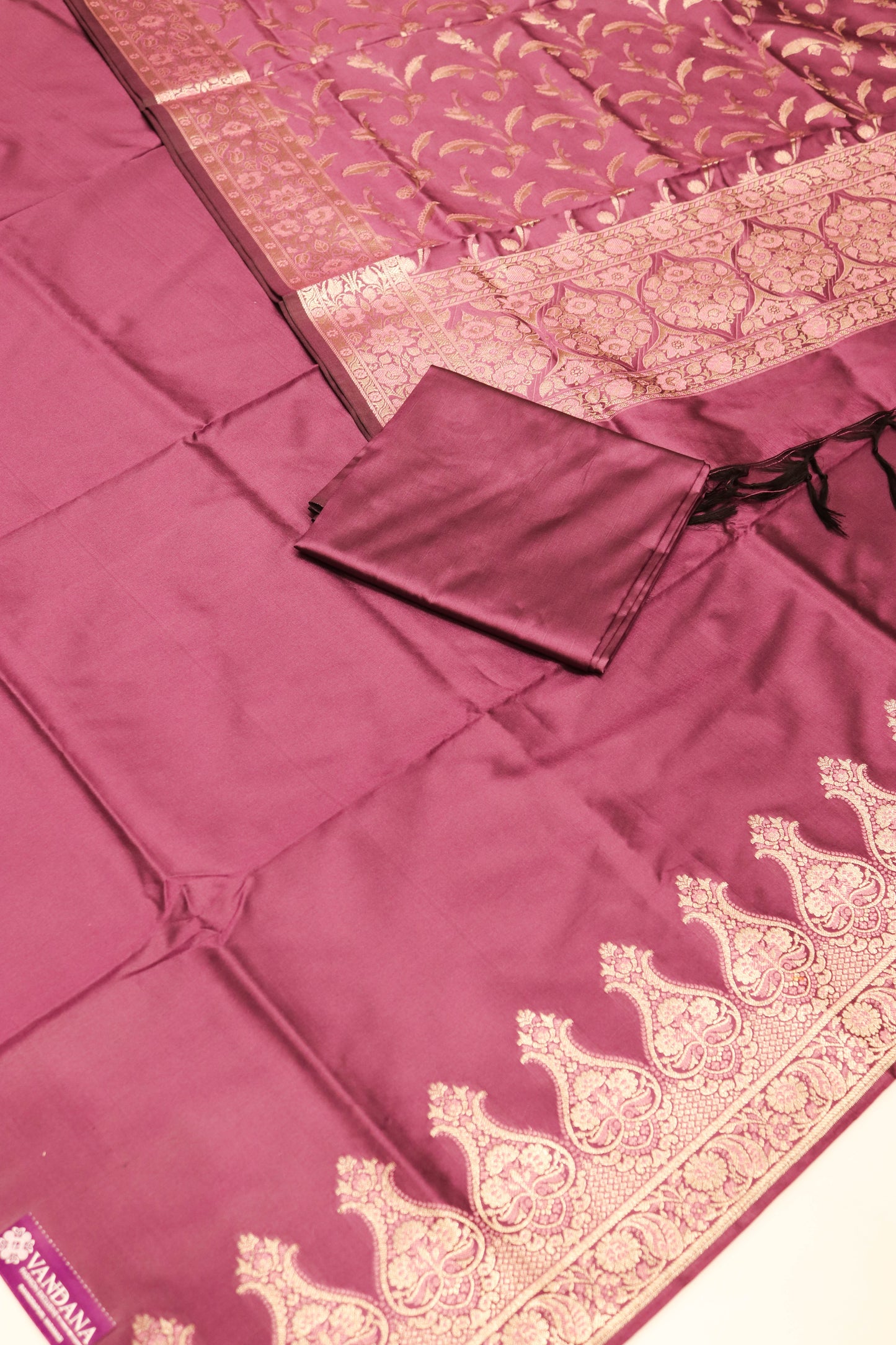 Plain Silk Suite With Weaving Daaman And Jaal Dupatta-Wine