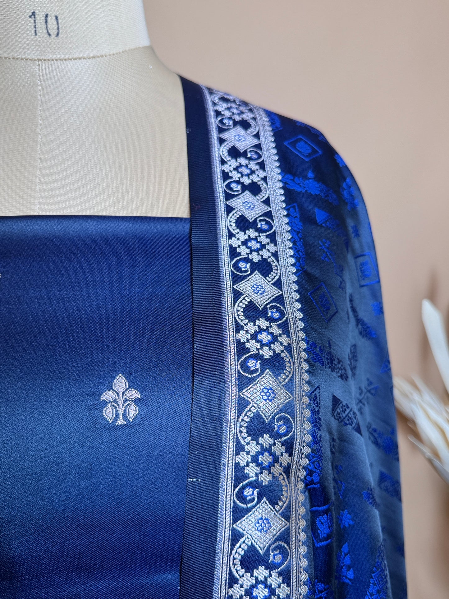 Small Butti Weaved Suit Fabric With Resham Tanchui Dupatta And Bottom - Blue