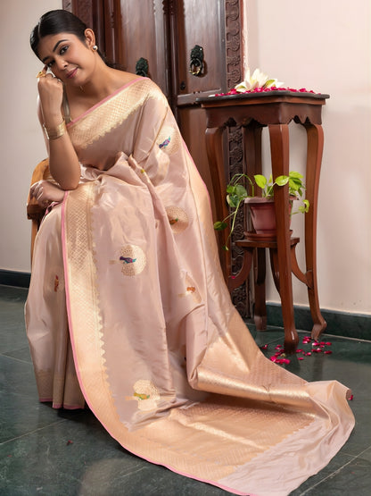Handloom Banarasi Tilfi Kadhuwa Weaved Motif  Saree In Pure Katan Tissue Silk Pink