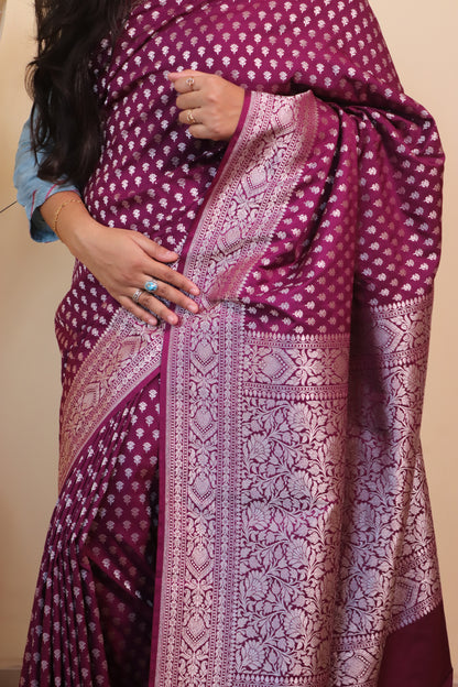 Banarasi Silk Weaved In Choti Buti - Maroon