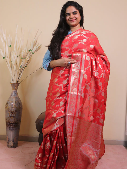 Banarasi Saree With Jaal Buti -red