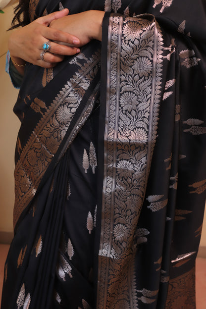 Banarasi Silk Weaved In Double Buti - Black