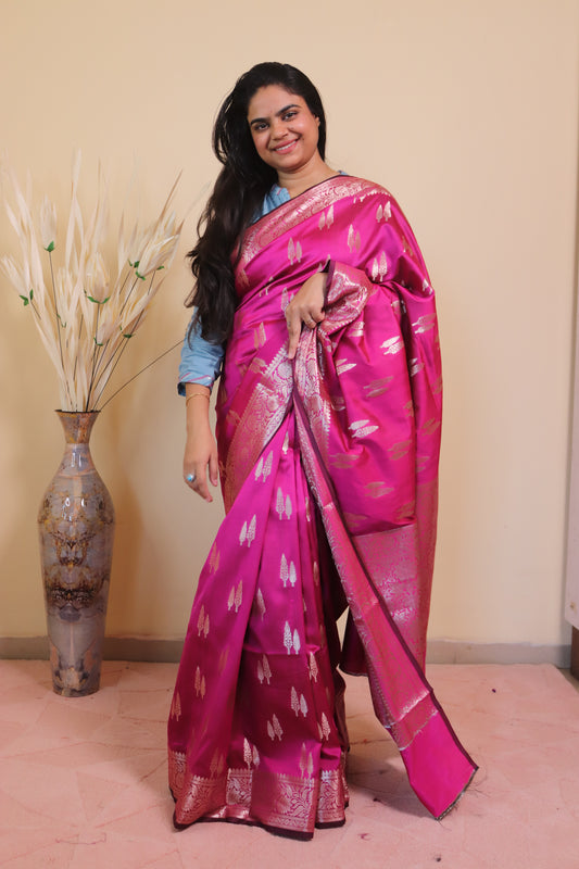 Banarasi Silk Weaved In Double Buti - Pnk
