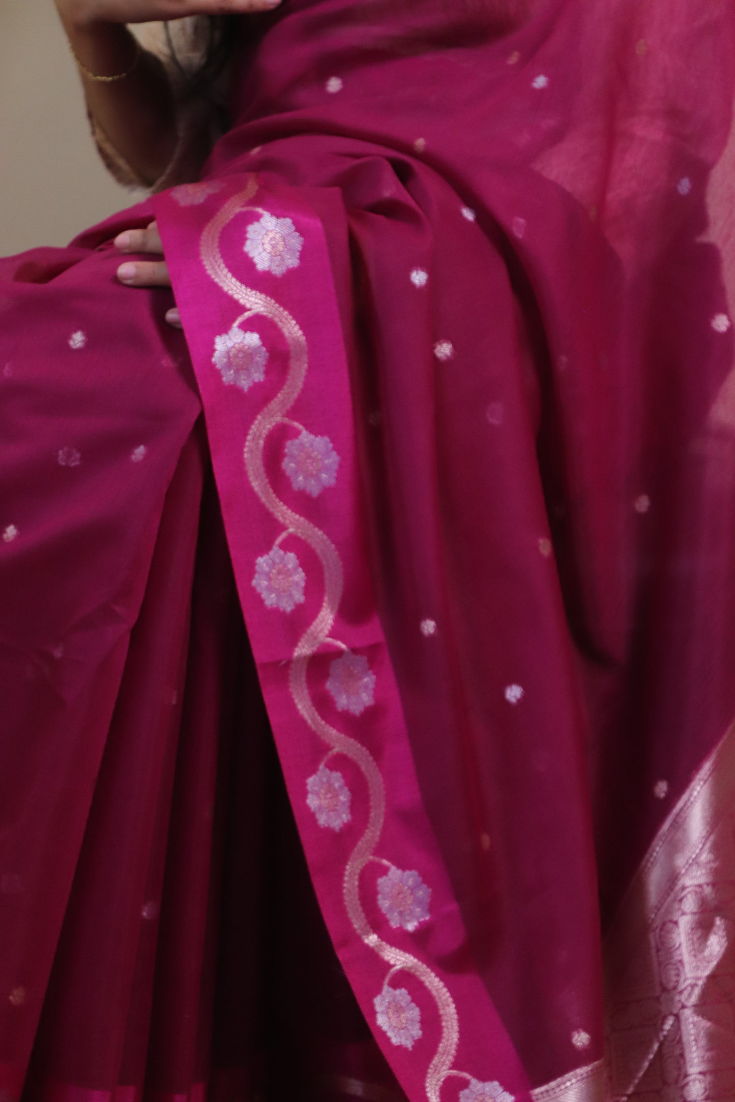 Banarasi Cotton Saree With Sona Rupa Bel Buti Weaving - Maroon