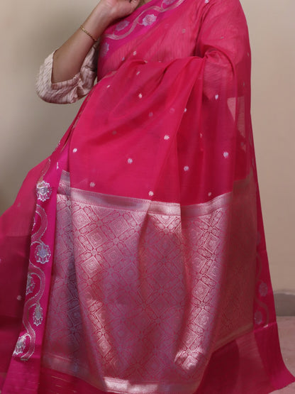 Banarasi Cotton Saree With Sona Rupa Bel Buti Weaving - Pink