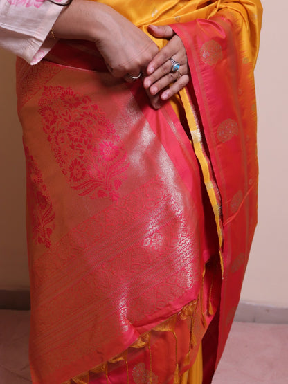 Soft Silk Motif Designed On Contrast Border