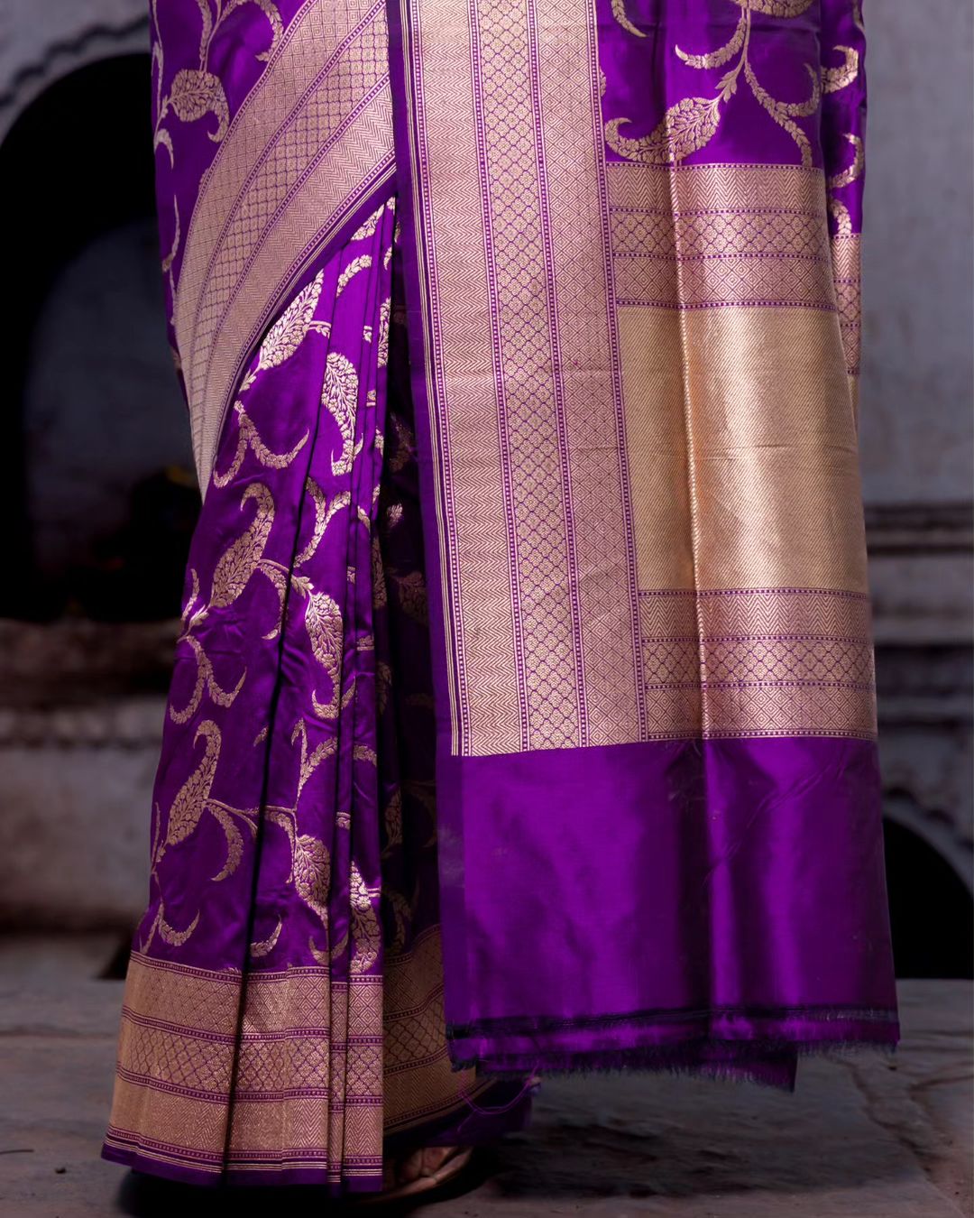 Banarasi Katan Jaal Silk Saree Purple