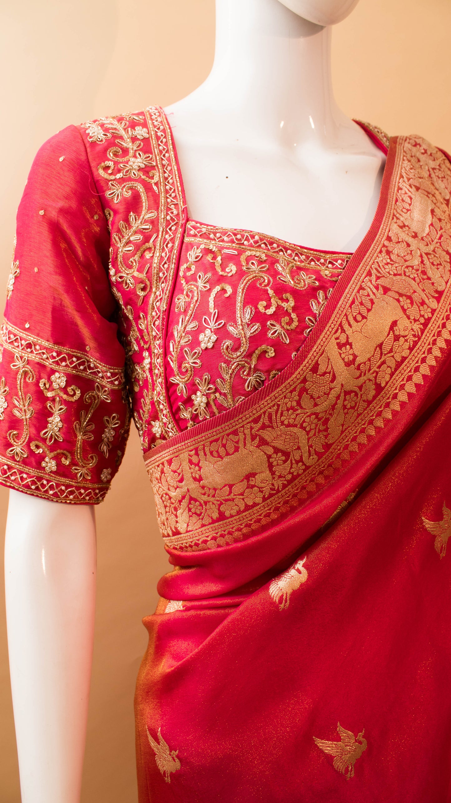 Designer Handwork Blouse With Tissue Weaving Saree - Pink