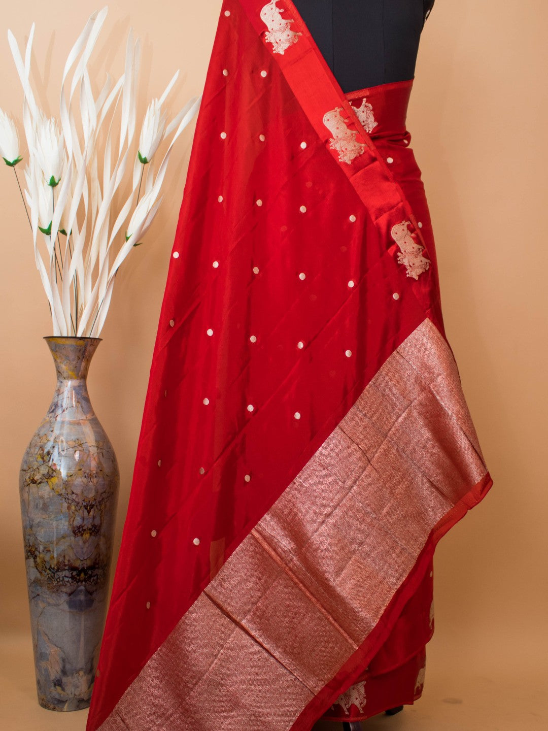 Soft Chinon Saree With Nandi Motif Border - Red