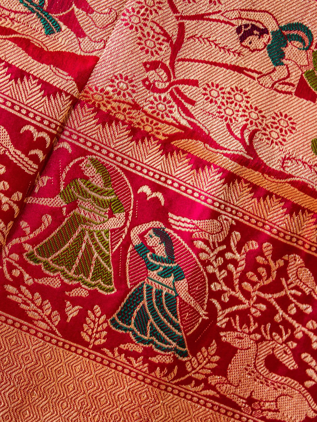 Soft Chinon Saree With Nandi Motif Border- Bottle Green