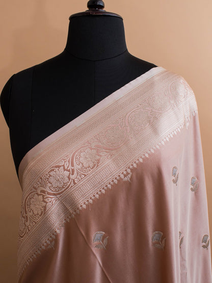 Mashru Silk In Alphi Buti Design In Traditional Banarasi